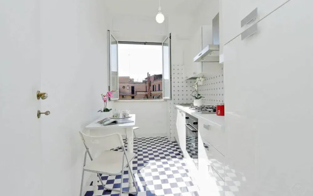 Vatican - WR Apartments