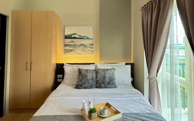 Room-elegant Studio in Saint Dominique
