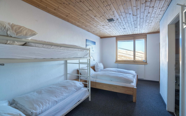 GALAAXY Mountain Hostel