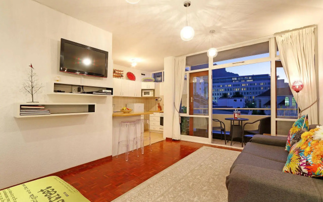 Afribode Acc Studio Martini