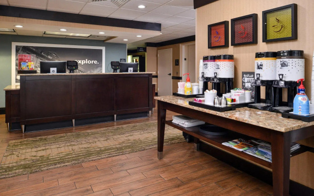 Hampton Inn Staunton