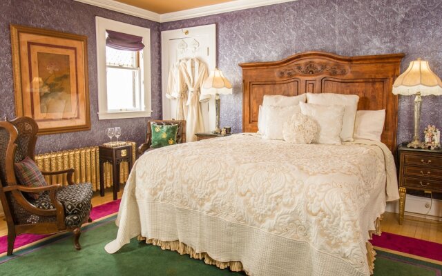 The Carolina Bed & Breakfast