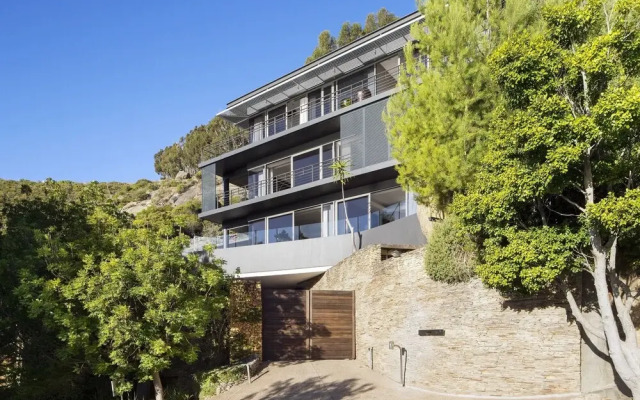 In Residence - Anassa