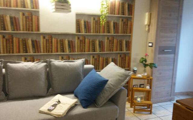 Lory's home near Rome