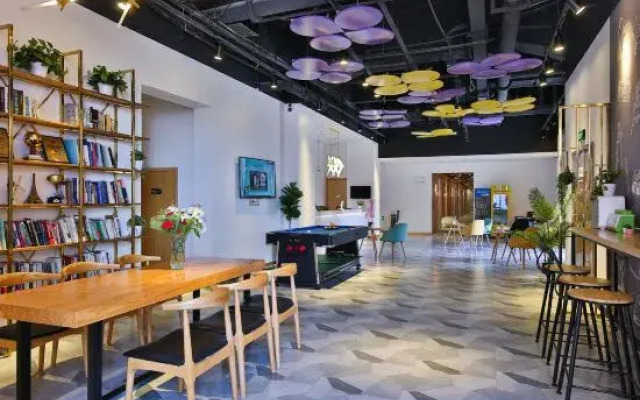 Pengpai Art Youth Hostel
