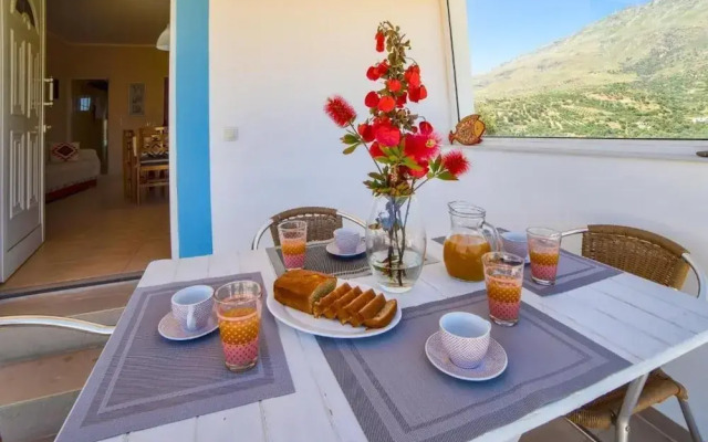 Emmanuela House With Garden and sea View- Triopetra