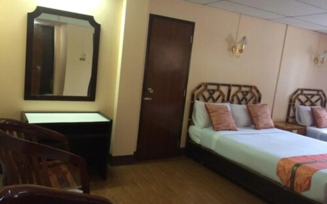 Lukmuang 2 Hotel