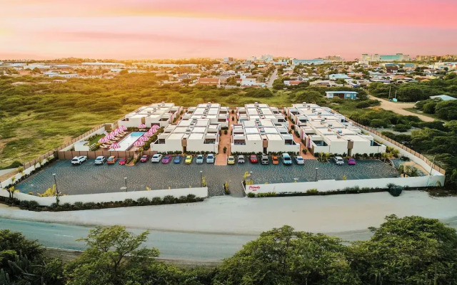 Privada Stays - Private Pools & Colorful-Chic Boutique Hotel