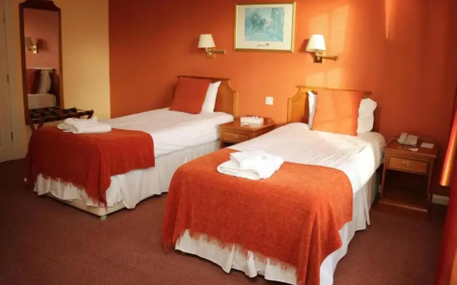 Oriel Hotel