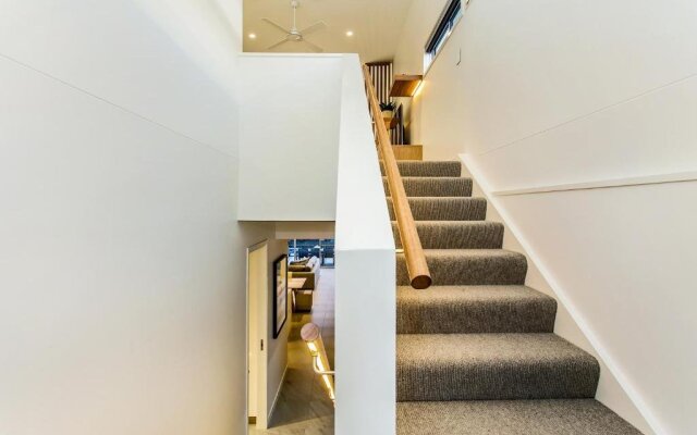 Koko's Beach House 3