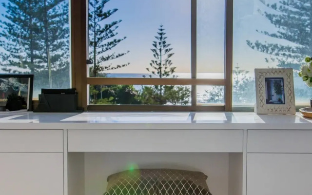 Ocean Views of Beautiful Burleigh Heads