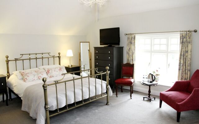 Maryville House Tearooms & Boutique B&B