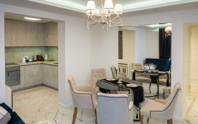 Paradise Center Apartment 2