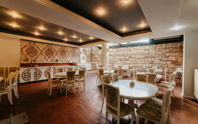 Fullton Central Inn