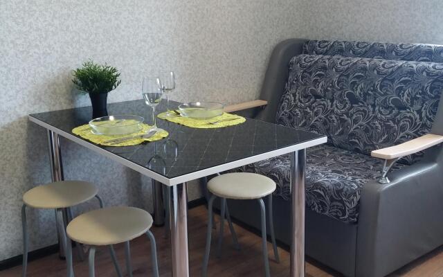 Сутки как дома на улице Петухова