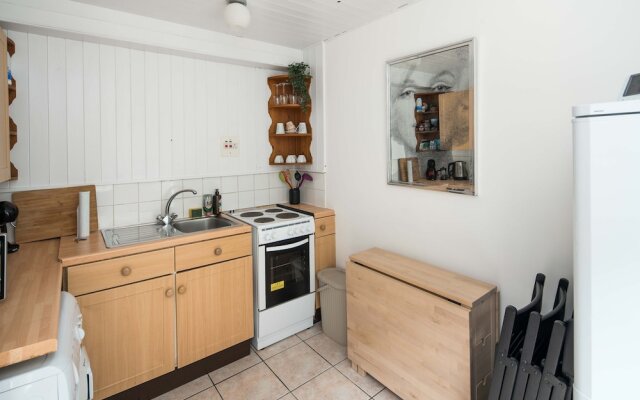 Quirky & Cosy 2BD Mews Flat in Paddington