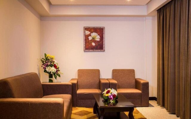 Monroe Hotel & Suites