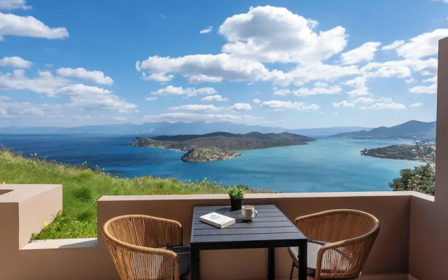Notiko villas