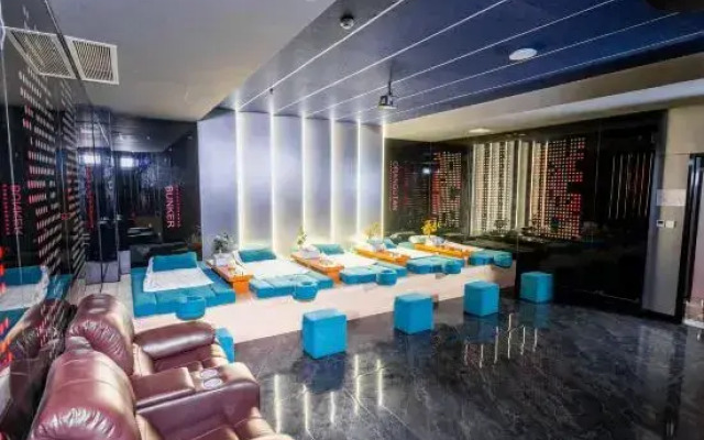 Huihua Hotel Lushan (Qixiang Avenue)