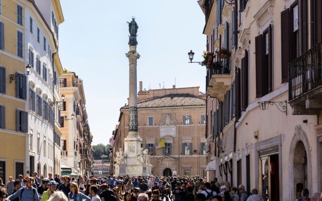 Sonder at Via Croce