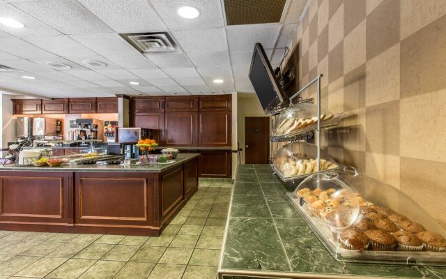 Clarion Inn & Suites Gatlinburg