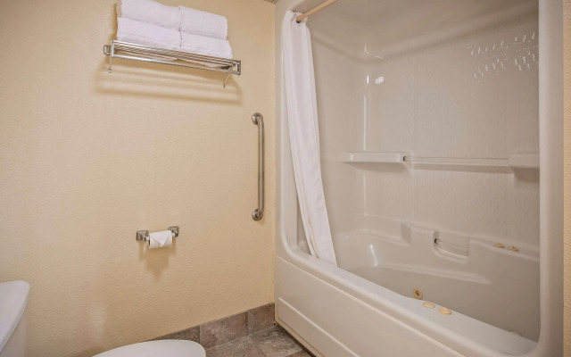 Best Western Music Capital Inn