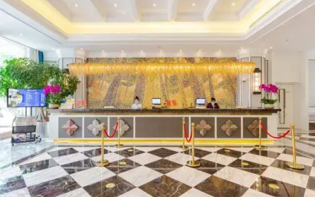 Qingfeng Garden Hotel