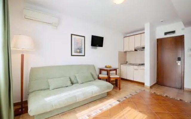 Ivona Apartments