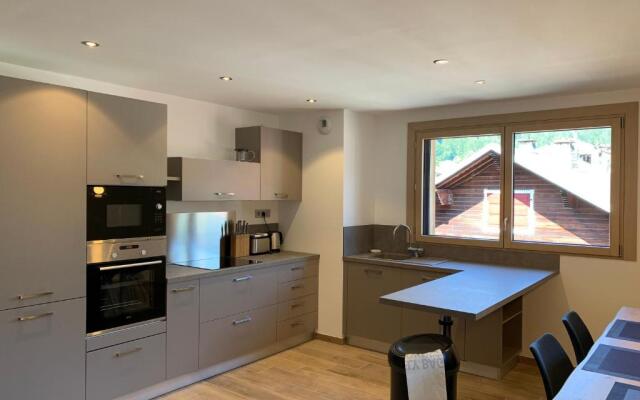 Portes Du Pleney 201