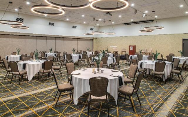 Holiday Inn Richland on the River