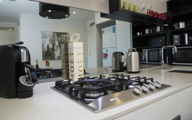 St Kilda Holiday Apartments