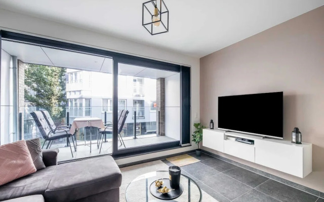 Cosy Apartment in Oostende With Private Terrace