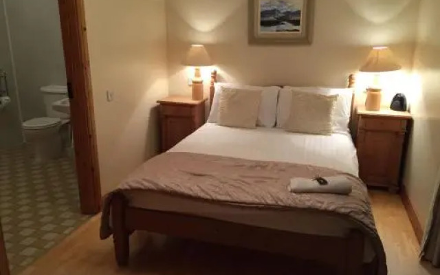 The Foxford Lodge, Bed & Breakfast