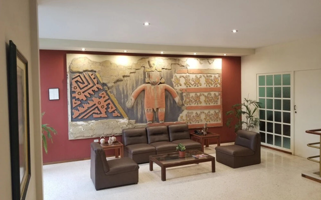 El Brujo Hotel - La Merced