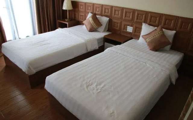 Thanh Long Hotel
