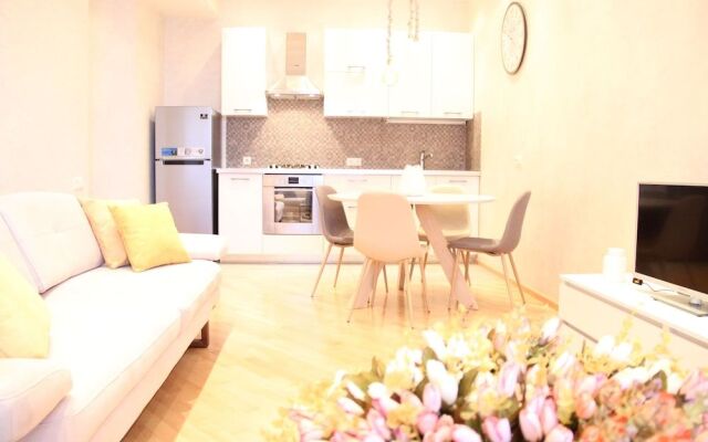 Maxela Rooms & Suites