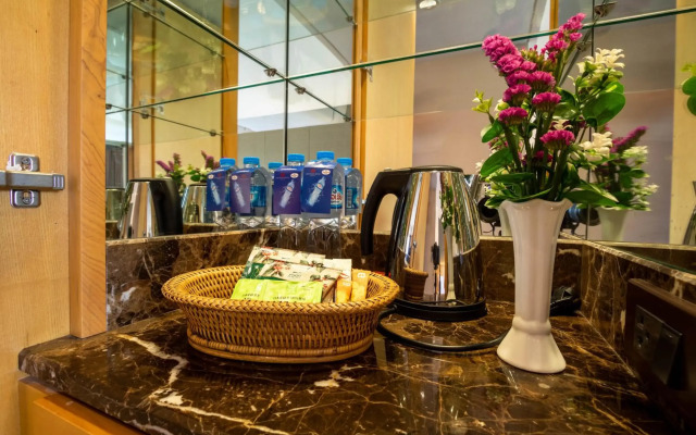 Lao Plaza Hotel