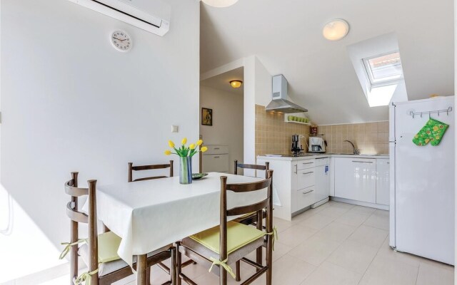 Amazing Home in Dramalj With Wifi and 2 Bedrooms