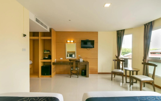 GoldenBeach Boutique Resort