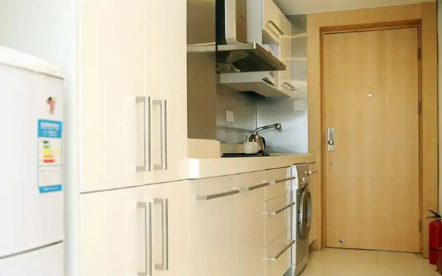 Private-Enjoyed Home Stanley International Apartment