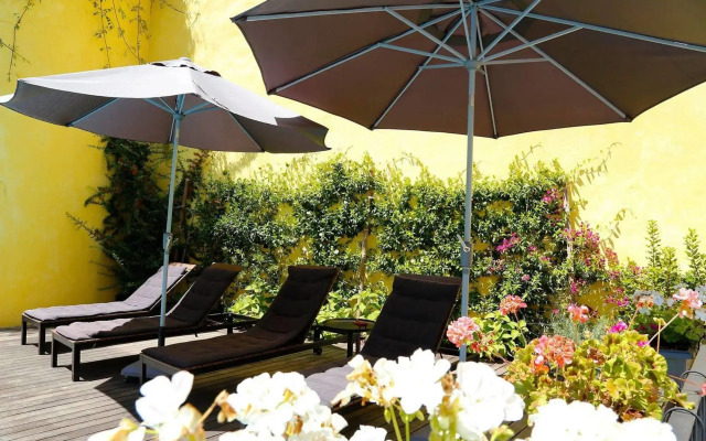 Charm Inn Sintra