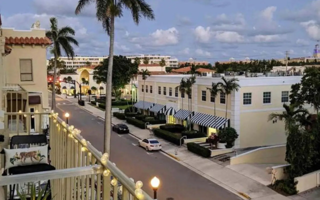 Tropicals of Palm Beach