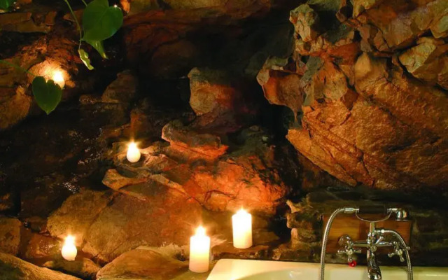 Aquila Private Game Reserve & Spa