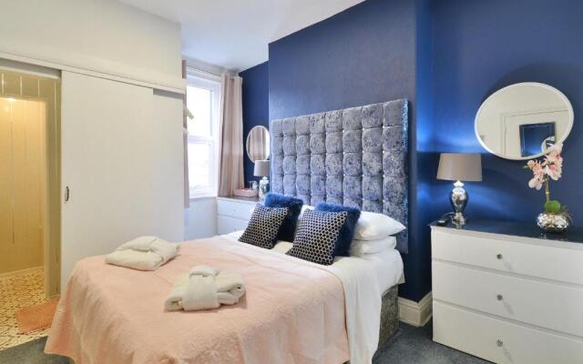 Rooms at 153 ROOM ONLY