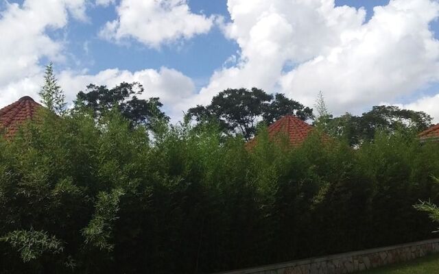 Mango Cottages & Recreation Center