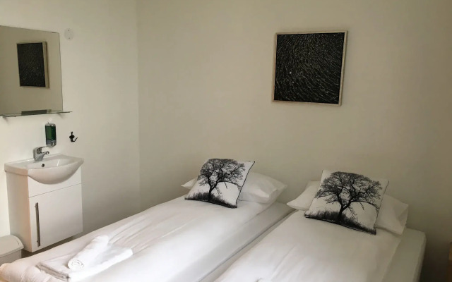 Welcome Riverside Guesthouse