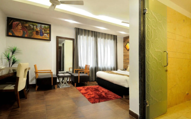 Hotel Cabana 5 Mins Walking Distance From NDLS Station