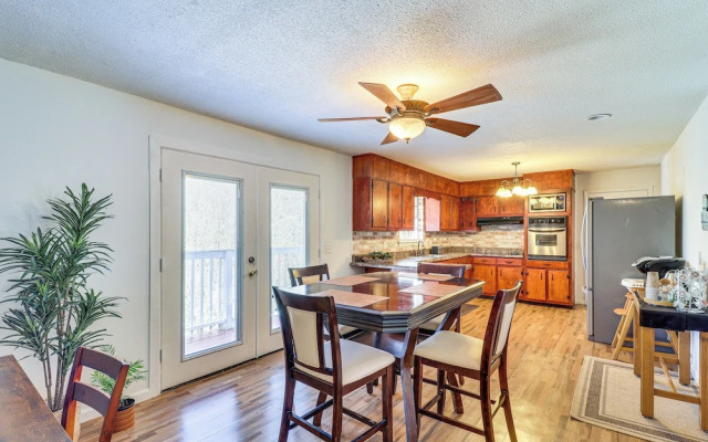 Peaceful Trenton Home w/ Patio Near Hiking!