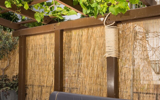 Lefka Hotel, Apartments & Studios