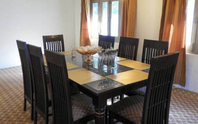 Hanalywood Resort